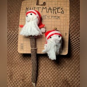 Knitmares Pencil & Keychain Santa Set New